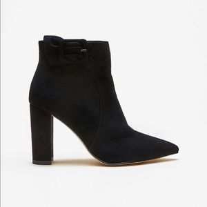 Pelle Moda EDSON Black Suede Booties